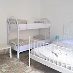 Sunrise Hostel & Rooms